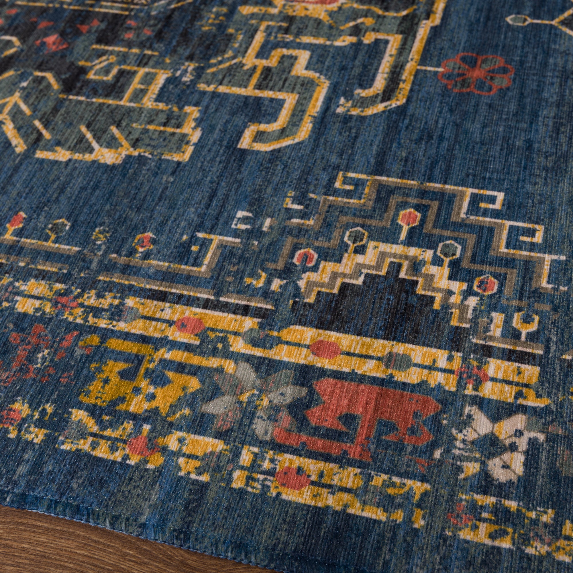 Dakota Antique-Inspired Rug