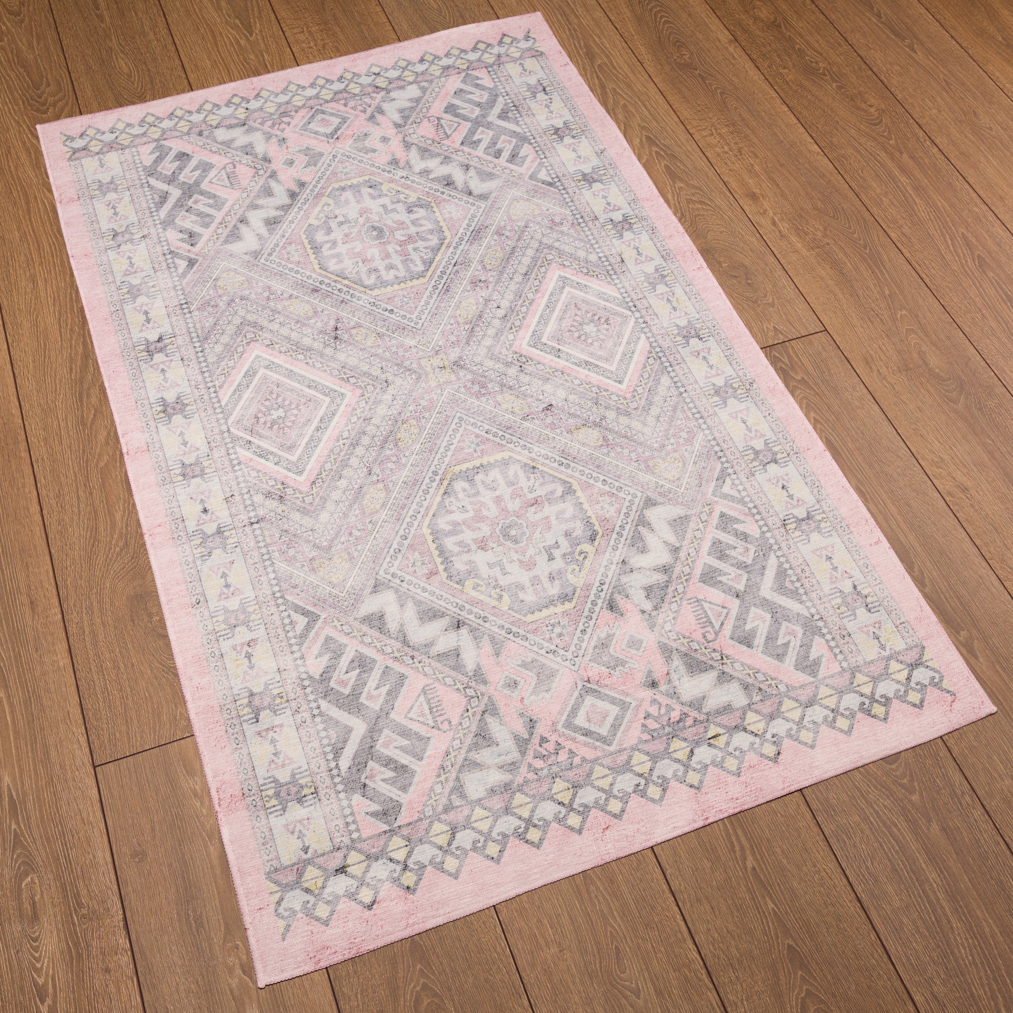 Caria Ornamentaler Medaillon-Teppich mit Stammesmotiven