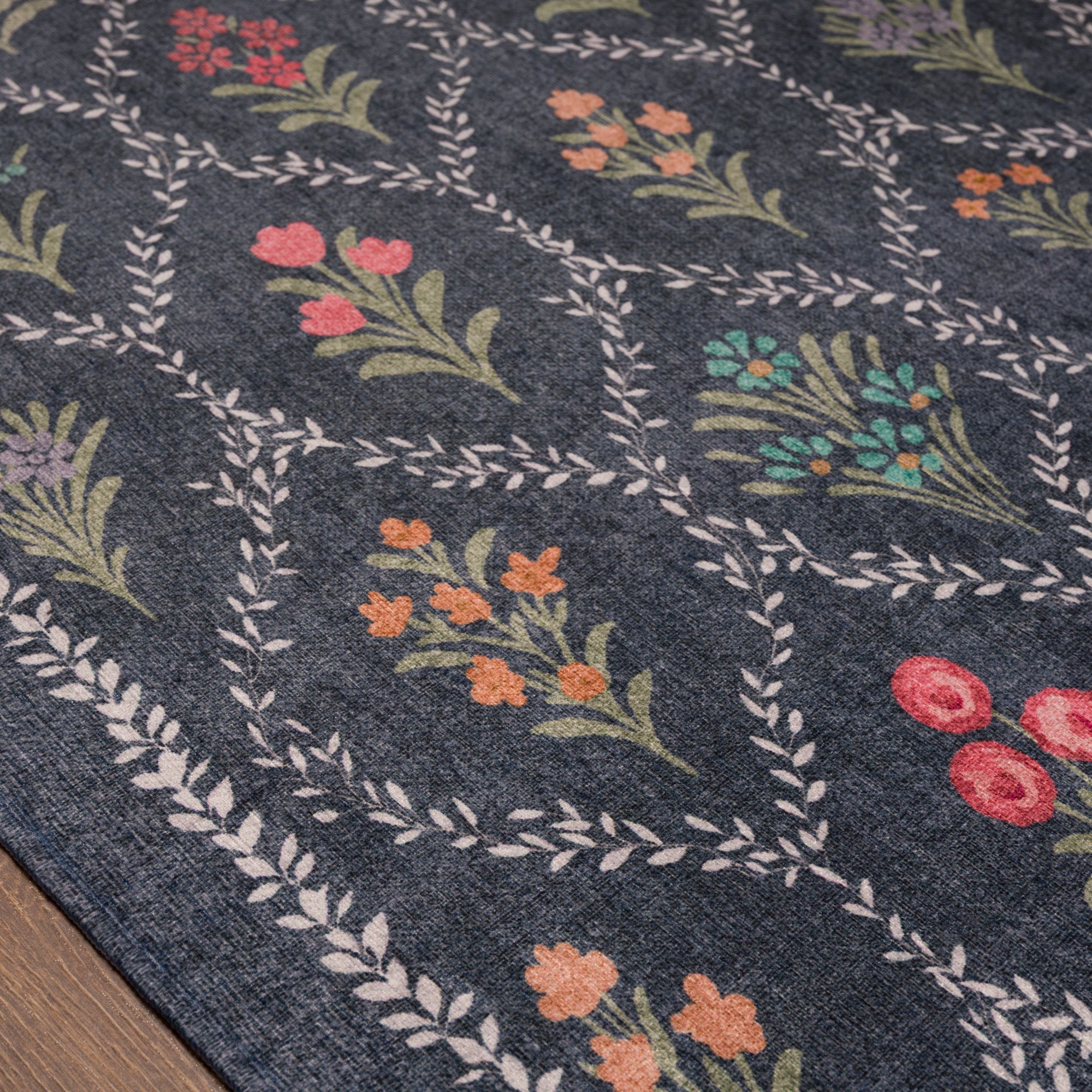 Millie Senovinis gėlių sodo kilimas