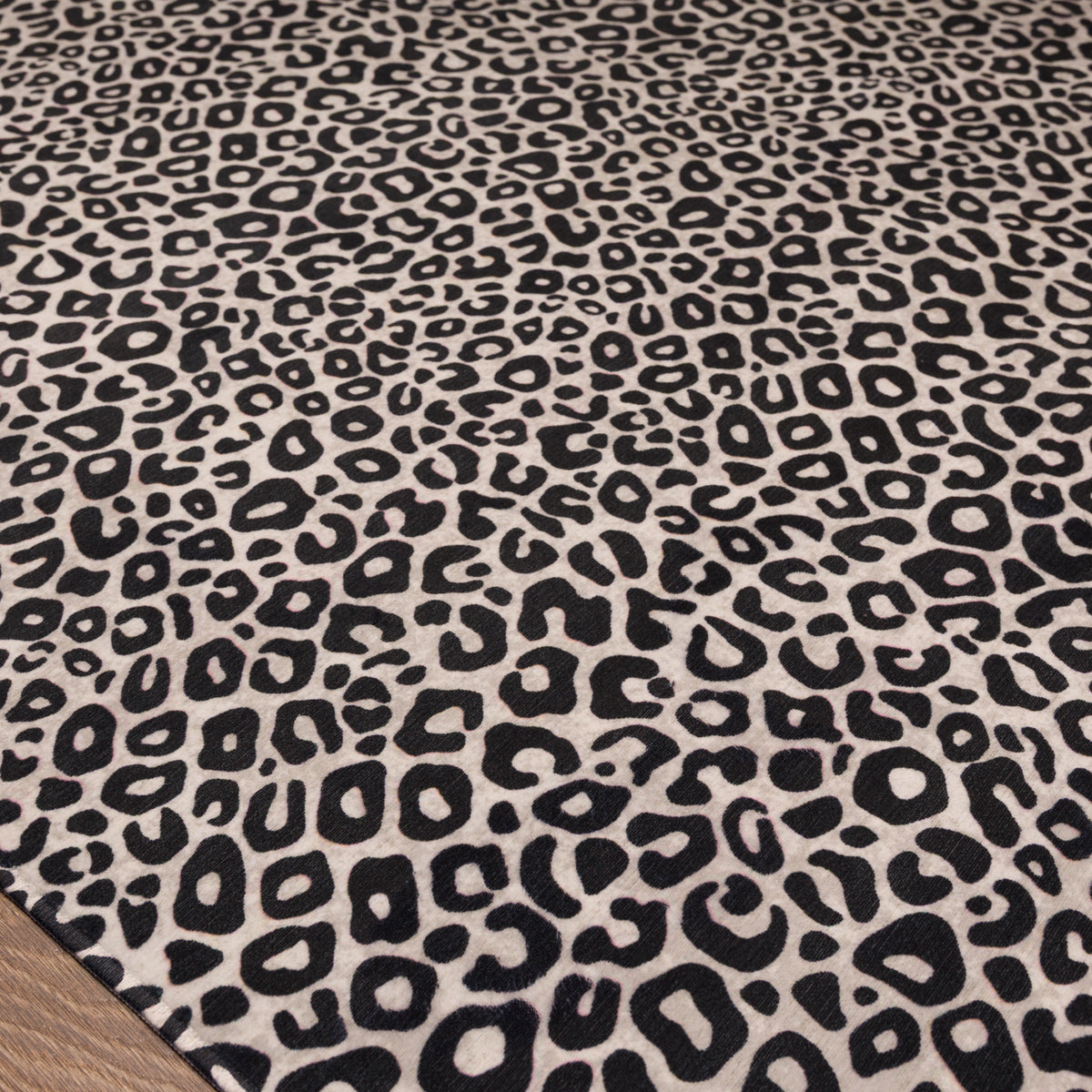 Stevie Leopard Print Rug