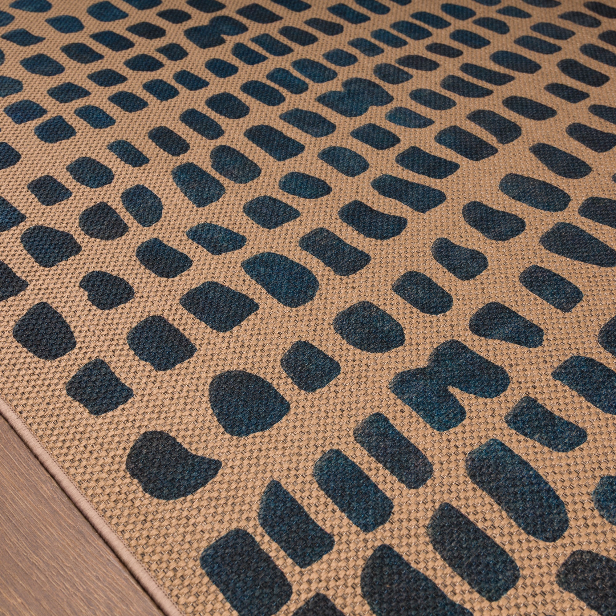 Antonia Abstract Dot Outdoor Rug – Navy