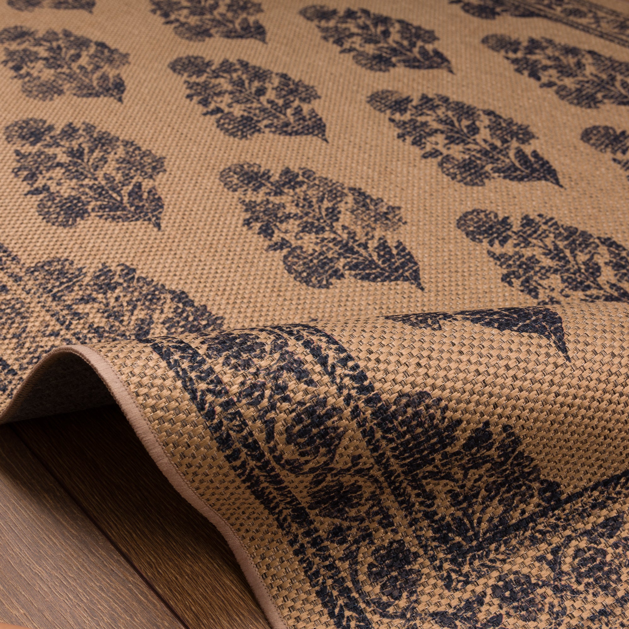 Sadie Floral Border Outdoor Rug – Navy