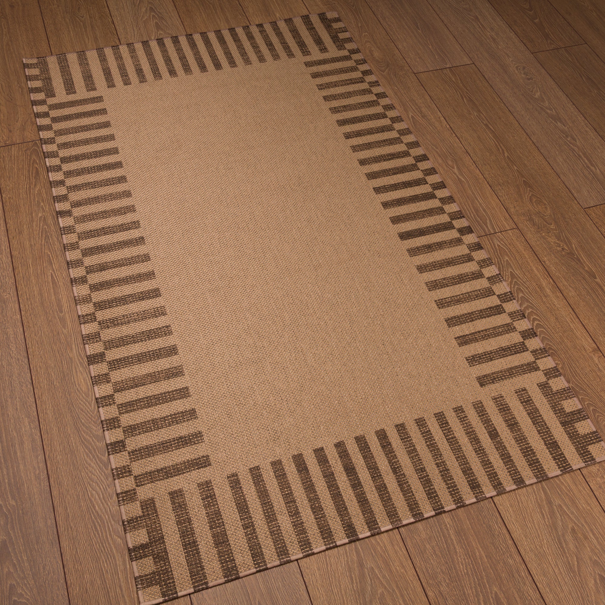 Eden Geometric Border Outdoor Rug – Brown