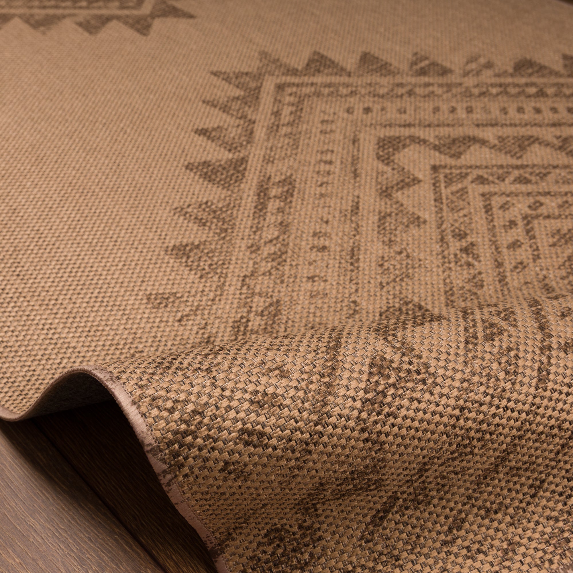 Laila Tribal Geometric Outdoor Rug – Brown