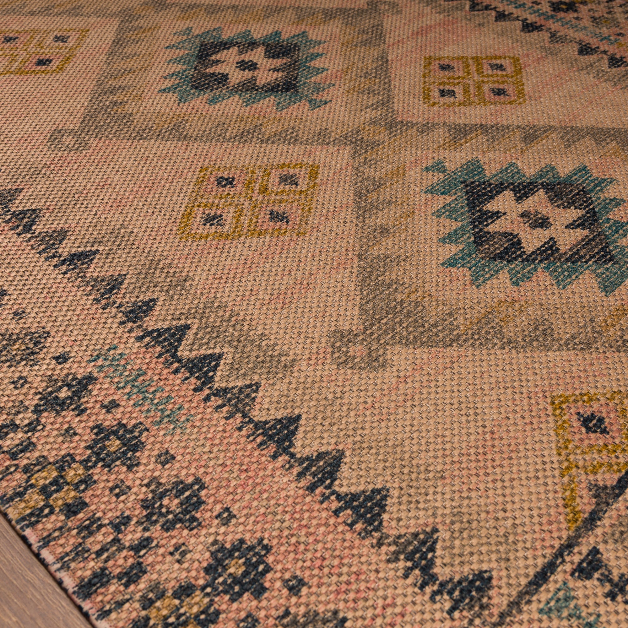 Rylie Tribal Diamond Outdoor Rug – Multicolor