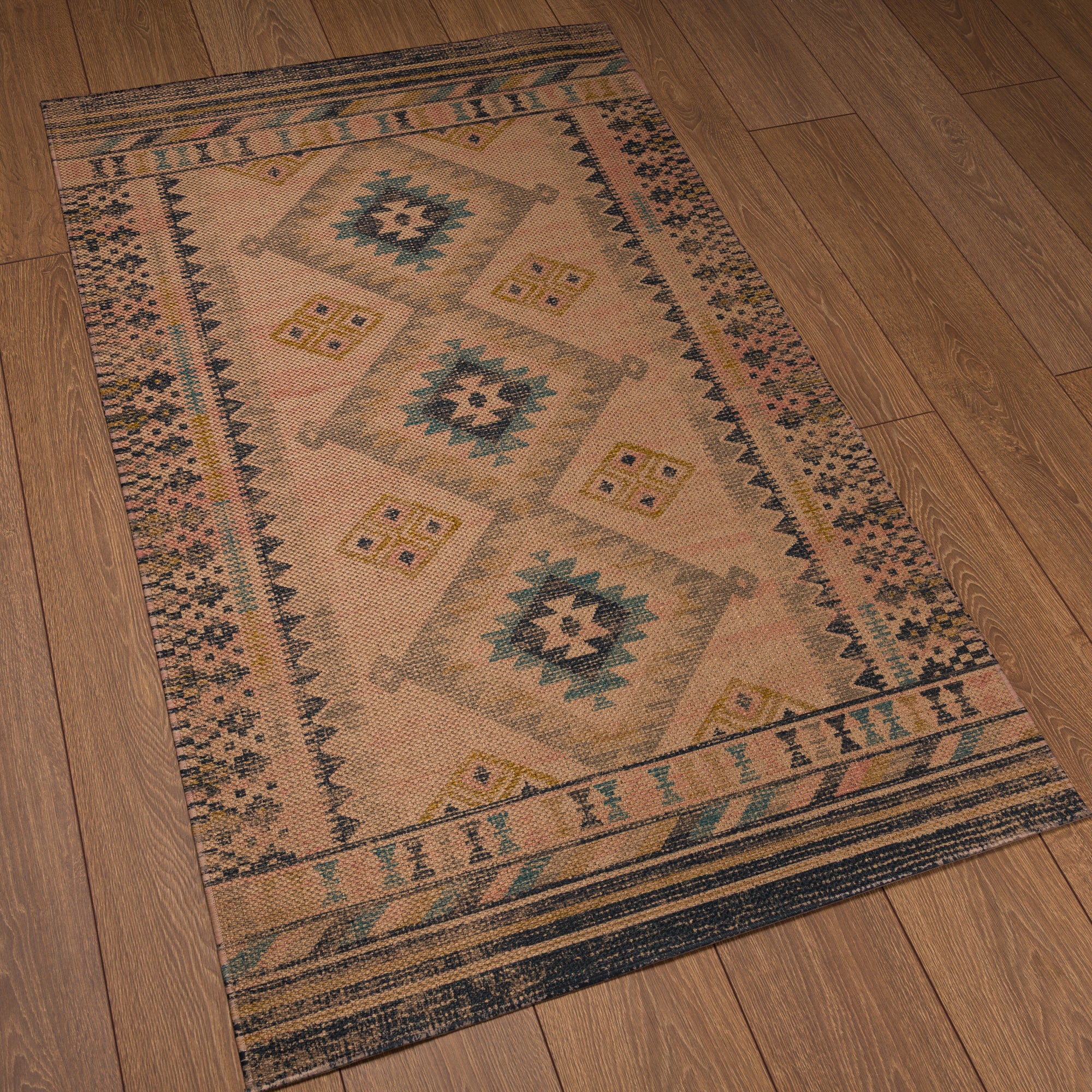 Rylie Tribal Diamond Outdoor Rug – Multicolor