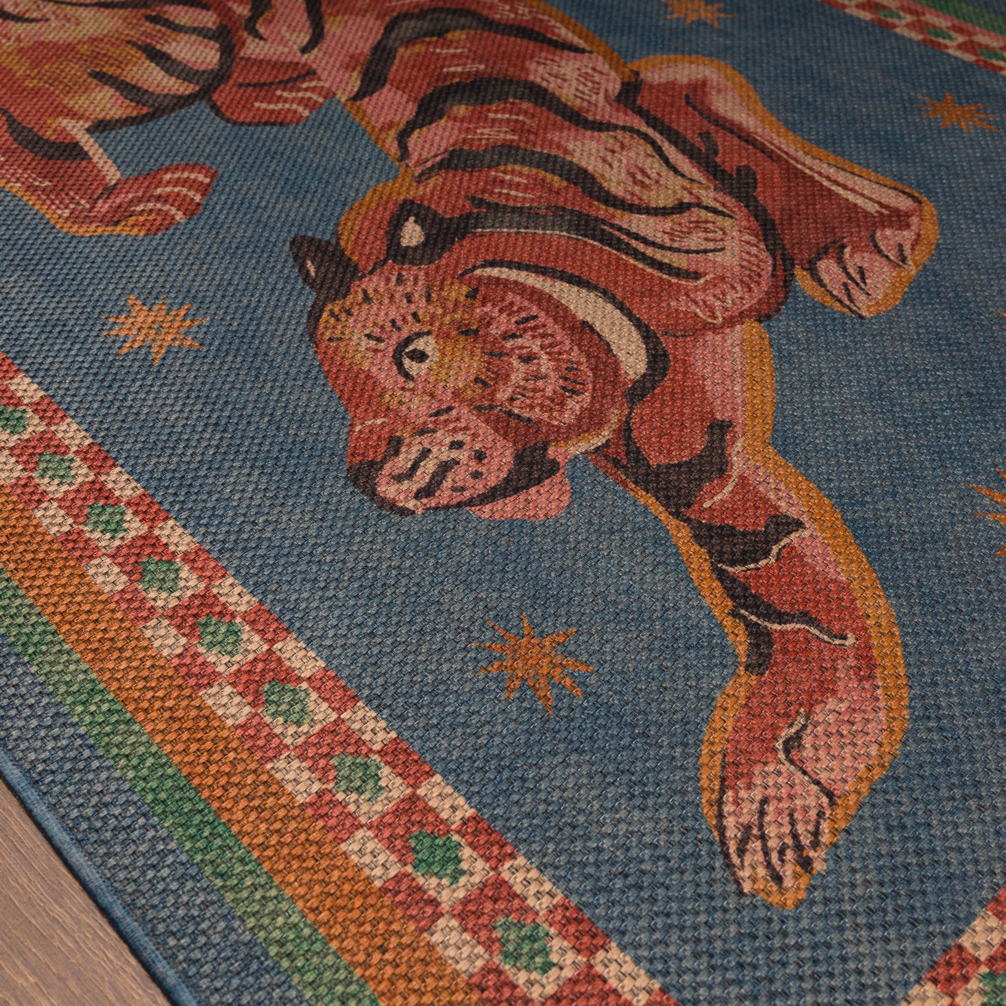 Logan Tiger Vintage Outdoor Rug – Navy