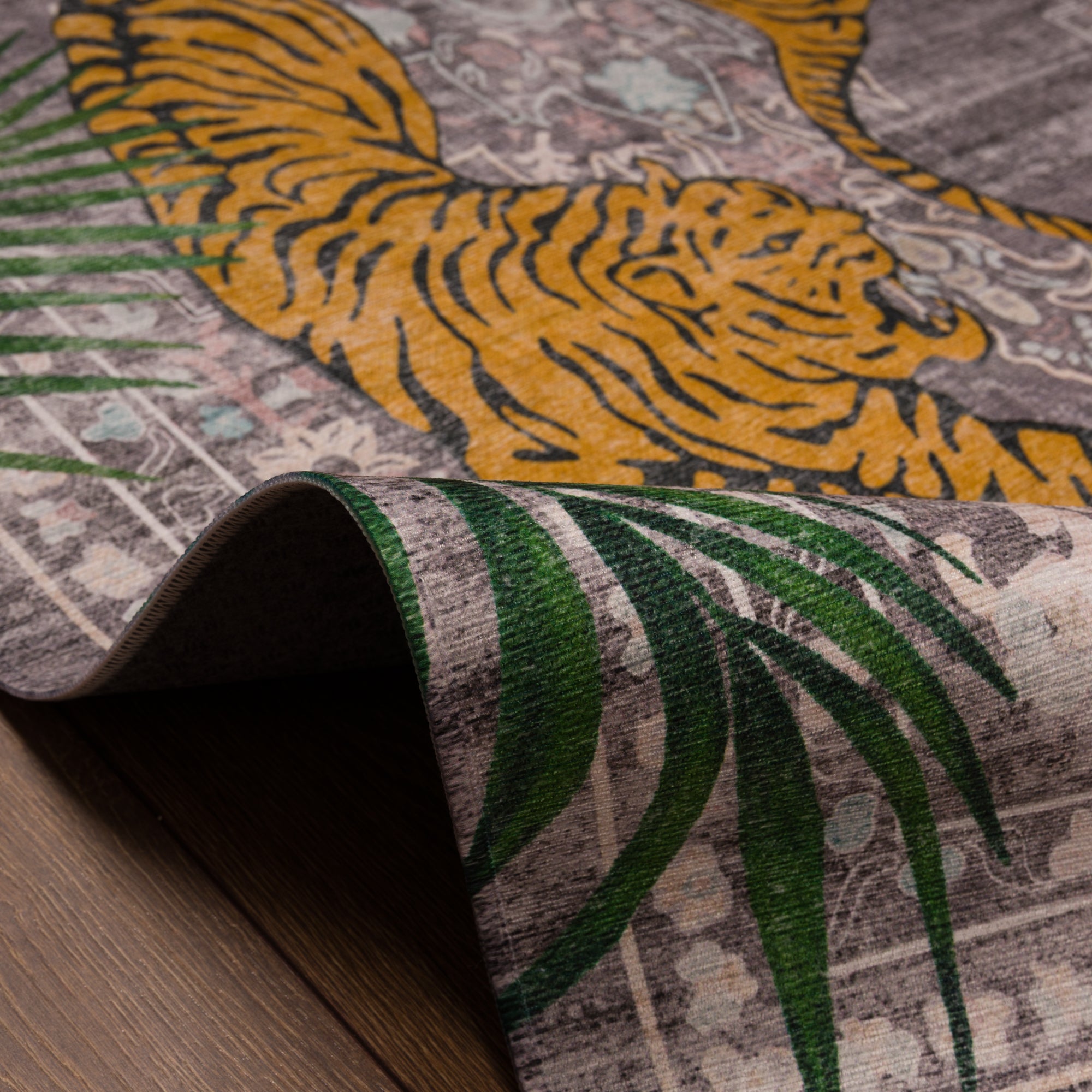 Kai Covor tigru tropical