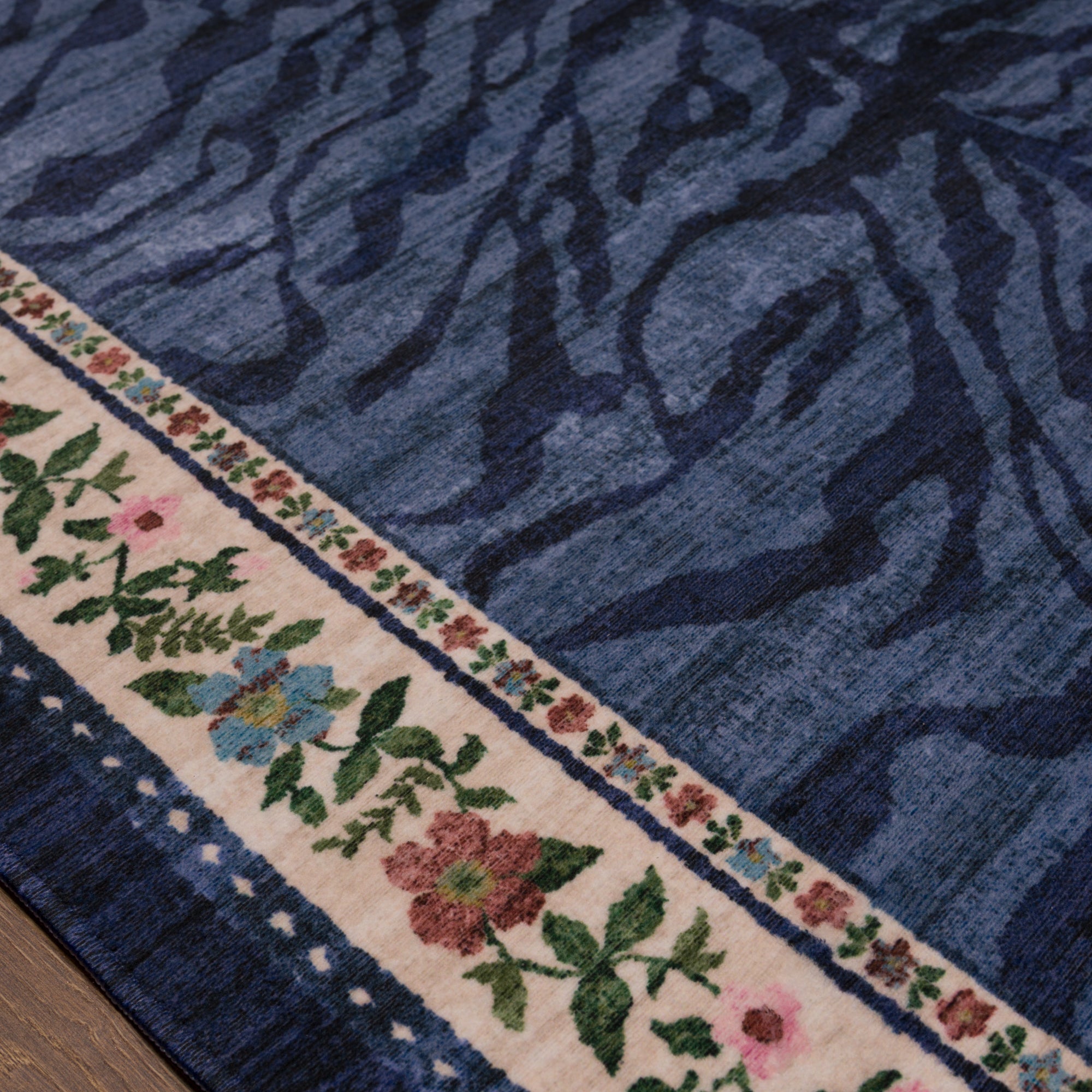 Ludvic Vintage Tiger Floral Rug