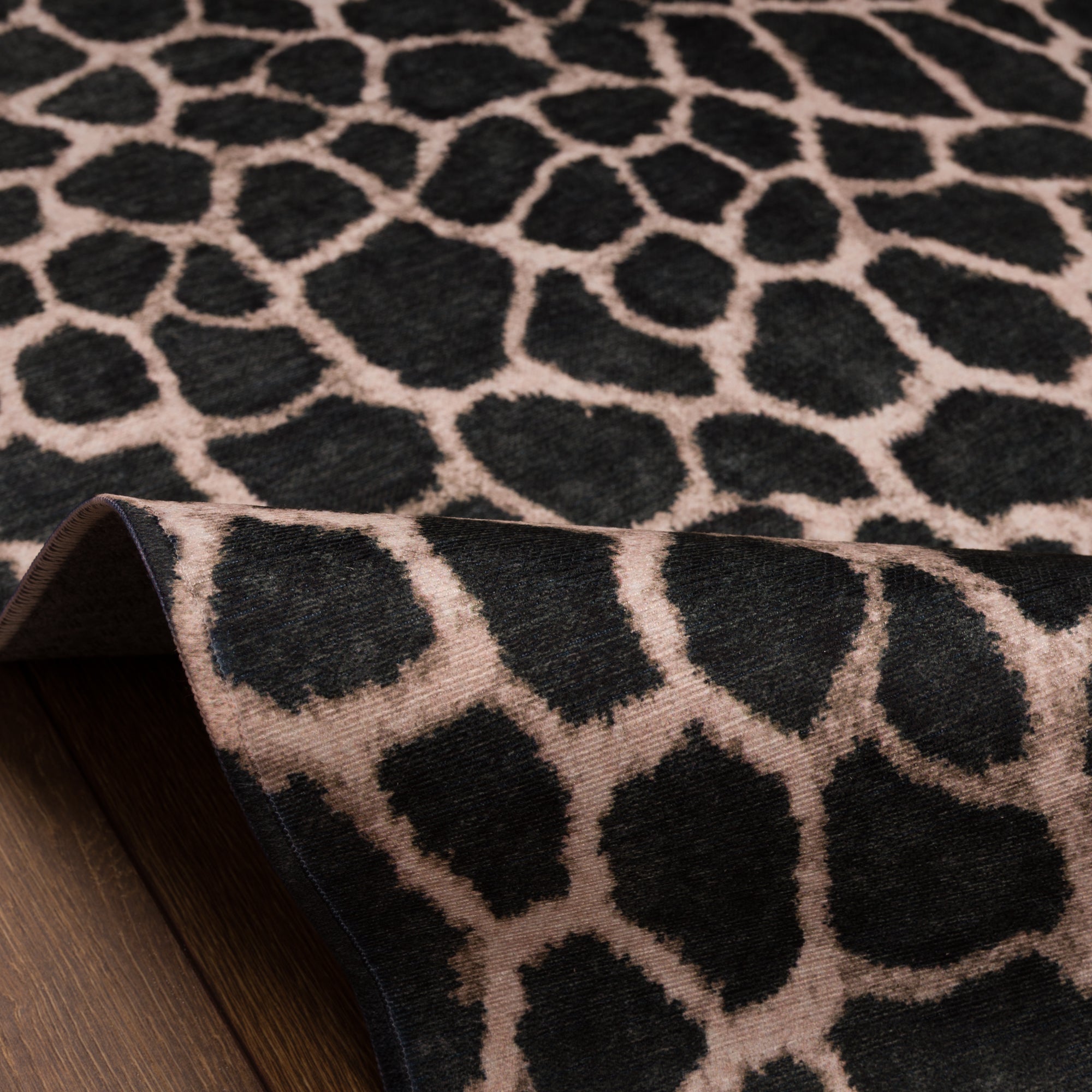 Zade Teppich im Used-Look mit Tiermuster