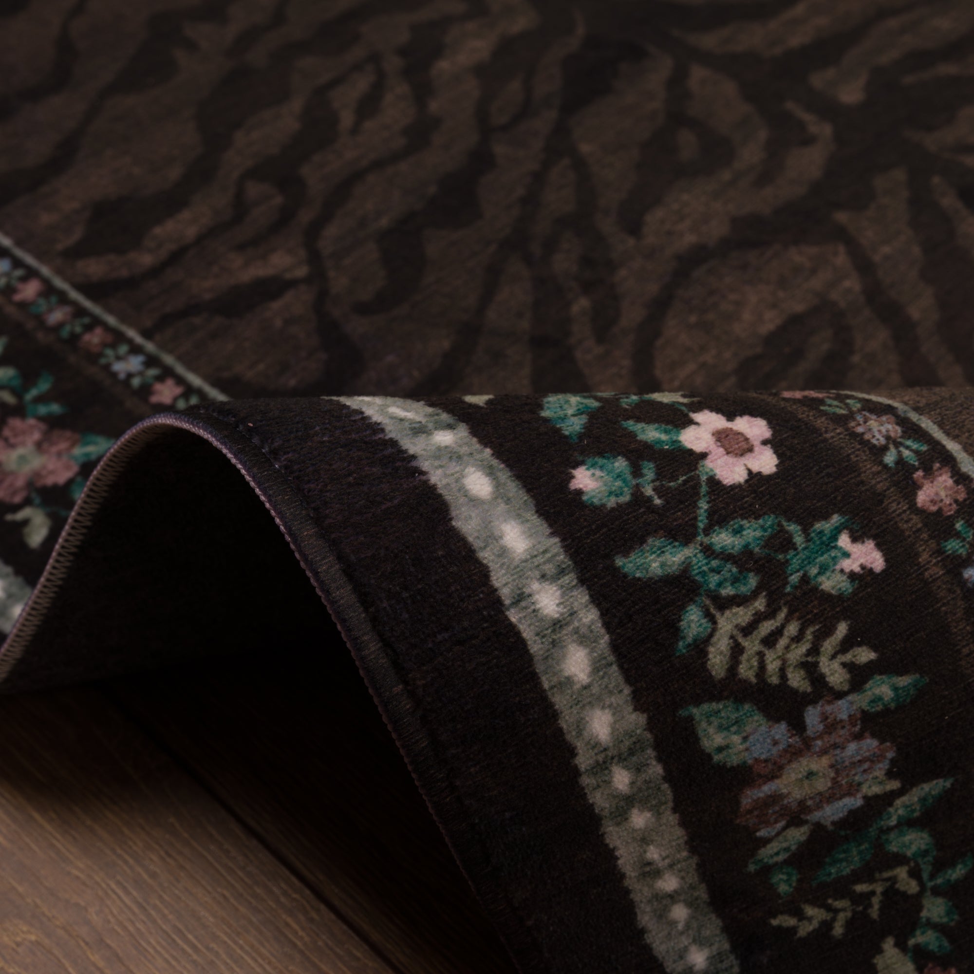 Ludvic Vintage Tiger Floral Rug