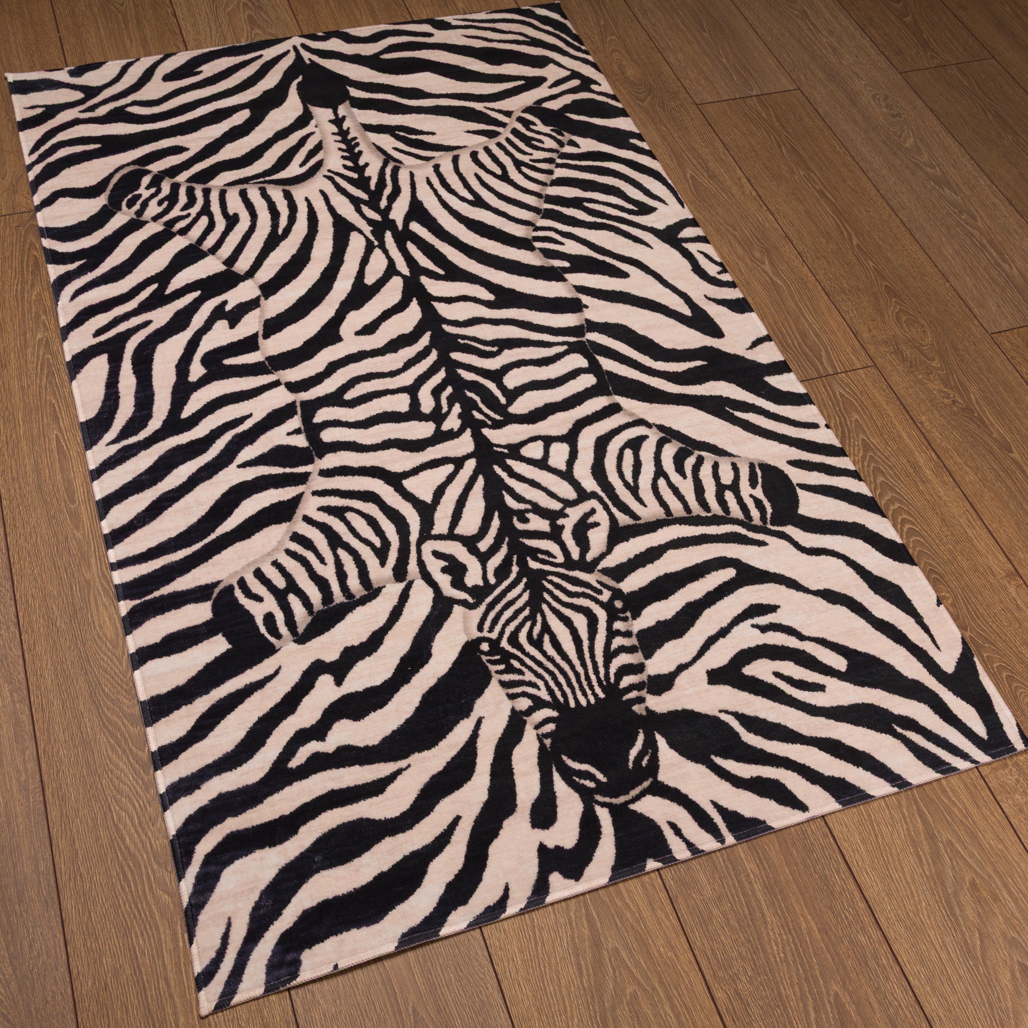 Shaye Dywan Modern Zebra Pattern