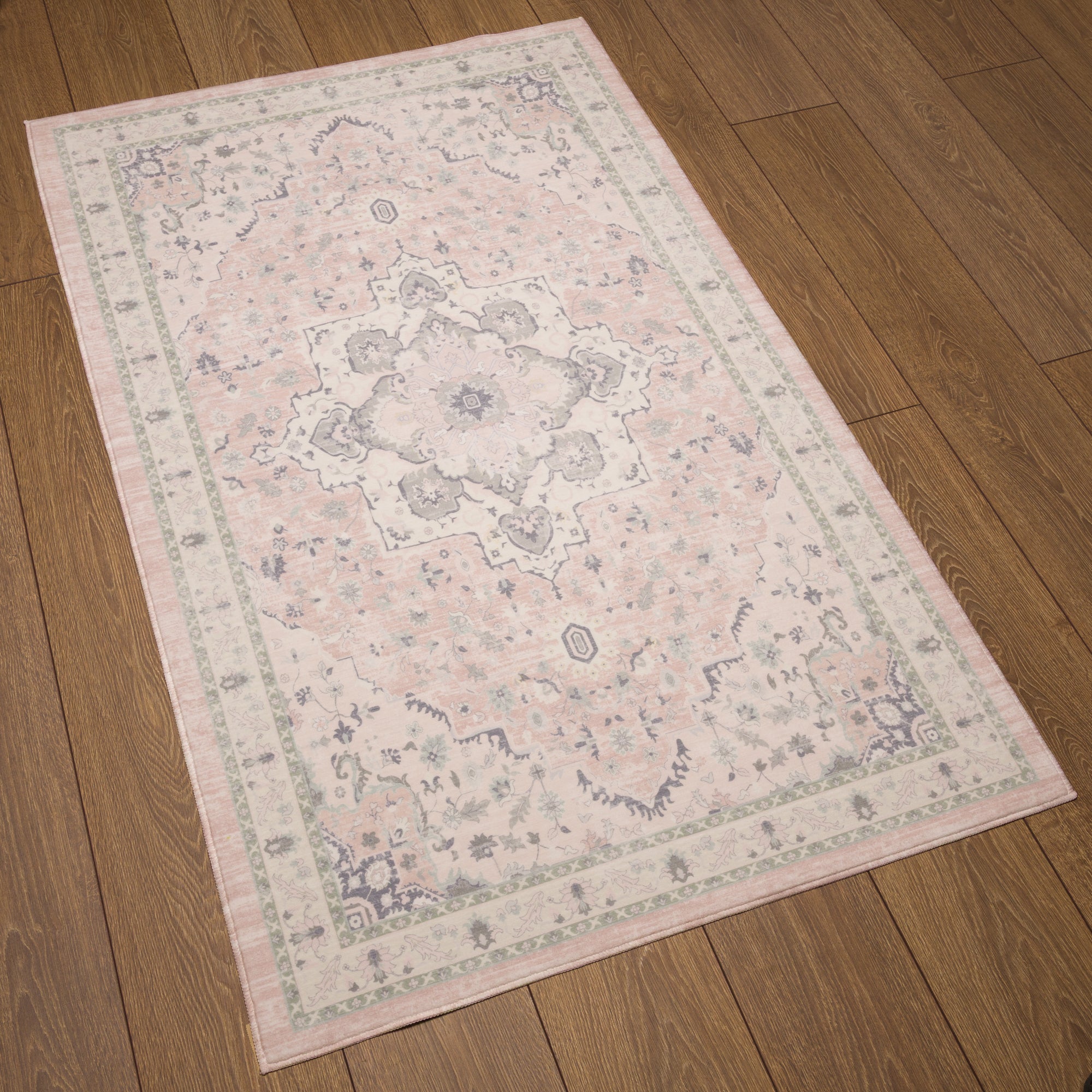 Nessa Персийски килим с медальон