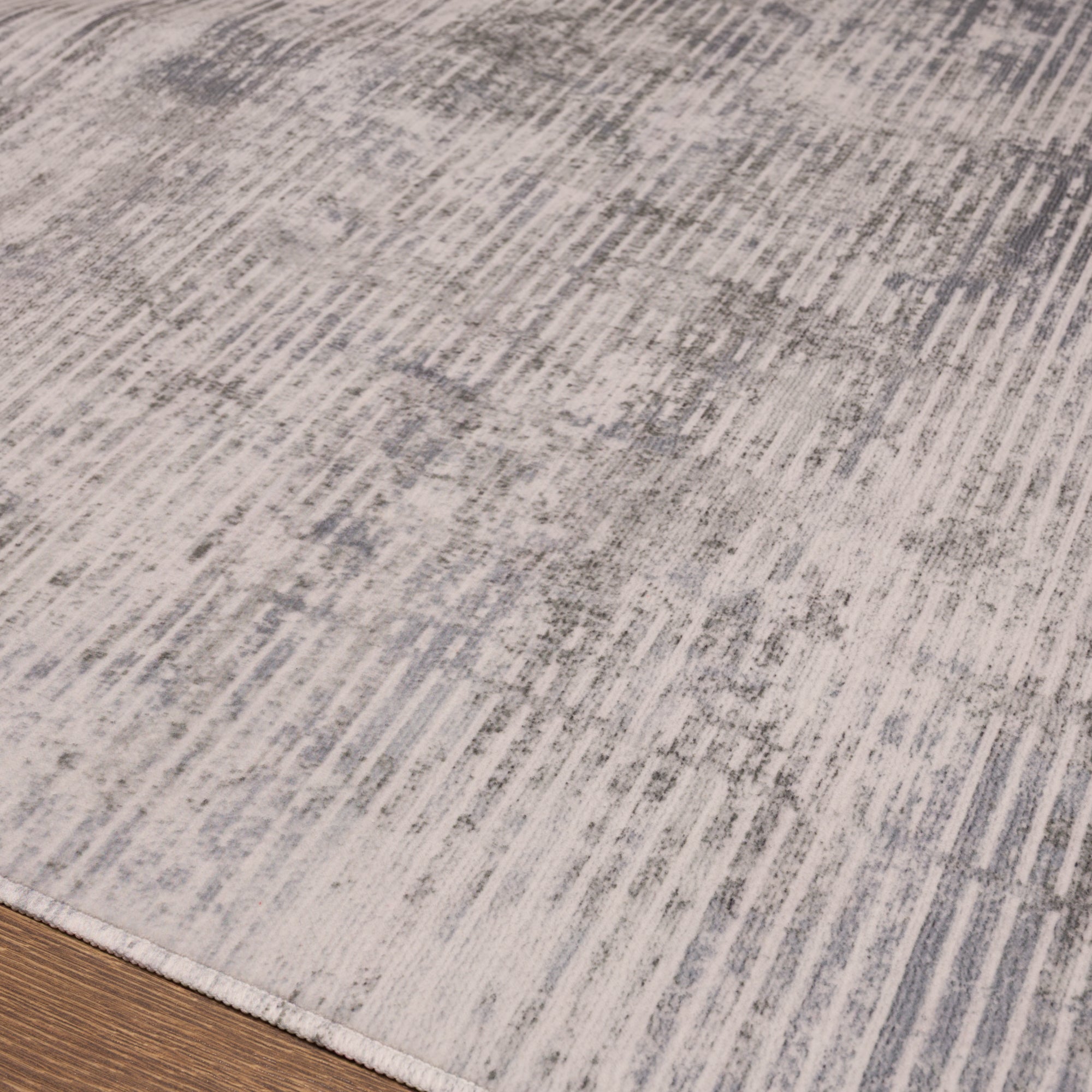 Lea Пострадал линеен килим