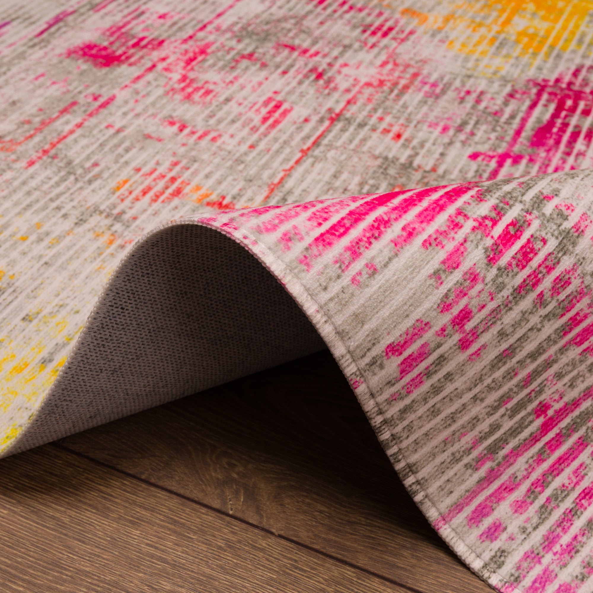 Lea Пострадал линеен килим